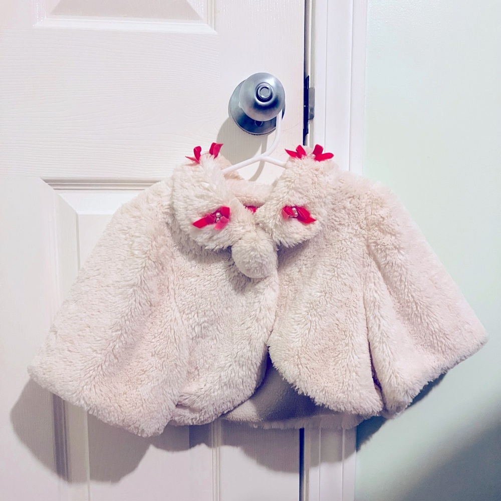White fur coat/mini jacket with pink bows and pearls for kids**.